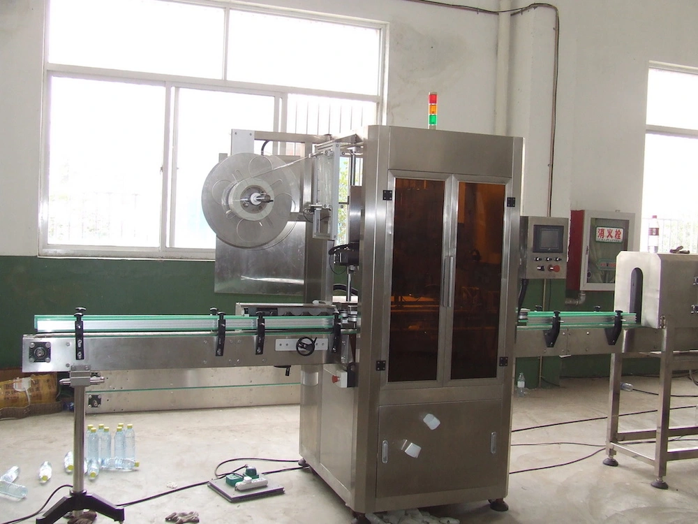 Soda Water&Carbonated Drinks Filling Machine (RFC-C series)